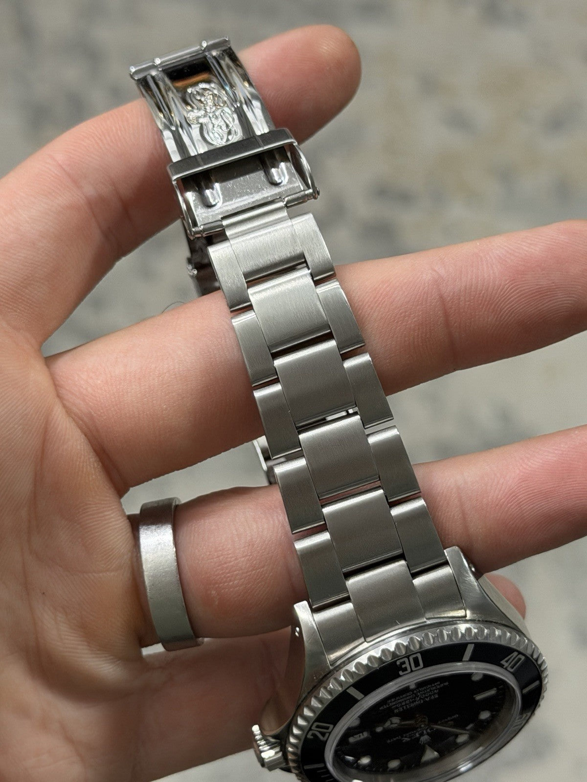 Rolex Sea-Dweller Black Dial Stainless Steel 40mm Automatic Men's Watch 16600