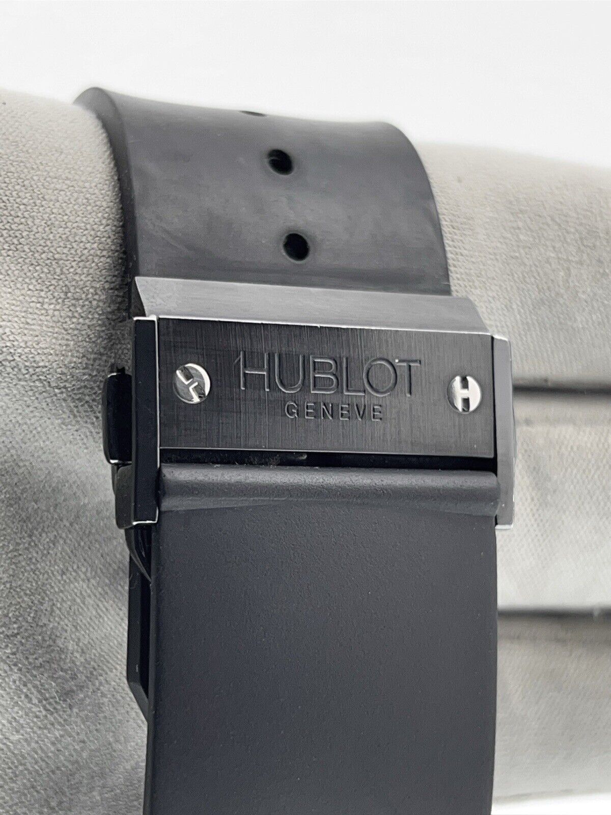 Hublot Big Bang King Titanium & Ceramic Black Dial 48mm Auto 322.CM.1770.RX