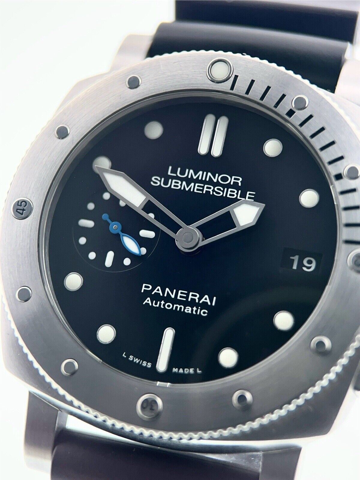 Panerai Luminor Submersible Steel Black Dial 42mm Automatic Men’s Watch PAM00682