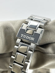 New Tudor Style 28mm Blue Dial Stainless Steel Unisex Watch M12100 Watch 2022