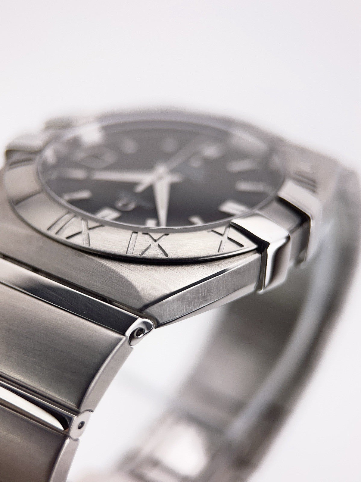 Omega Constellation Stainless Steel Black Dial 38mm Quartz Mens Watch 1513.51.00