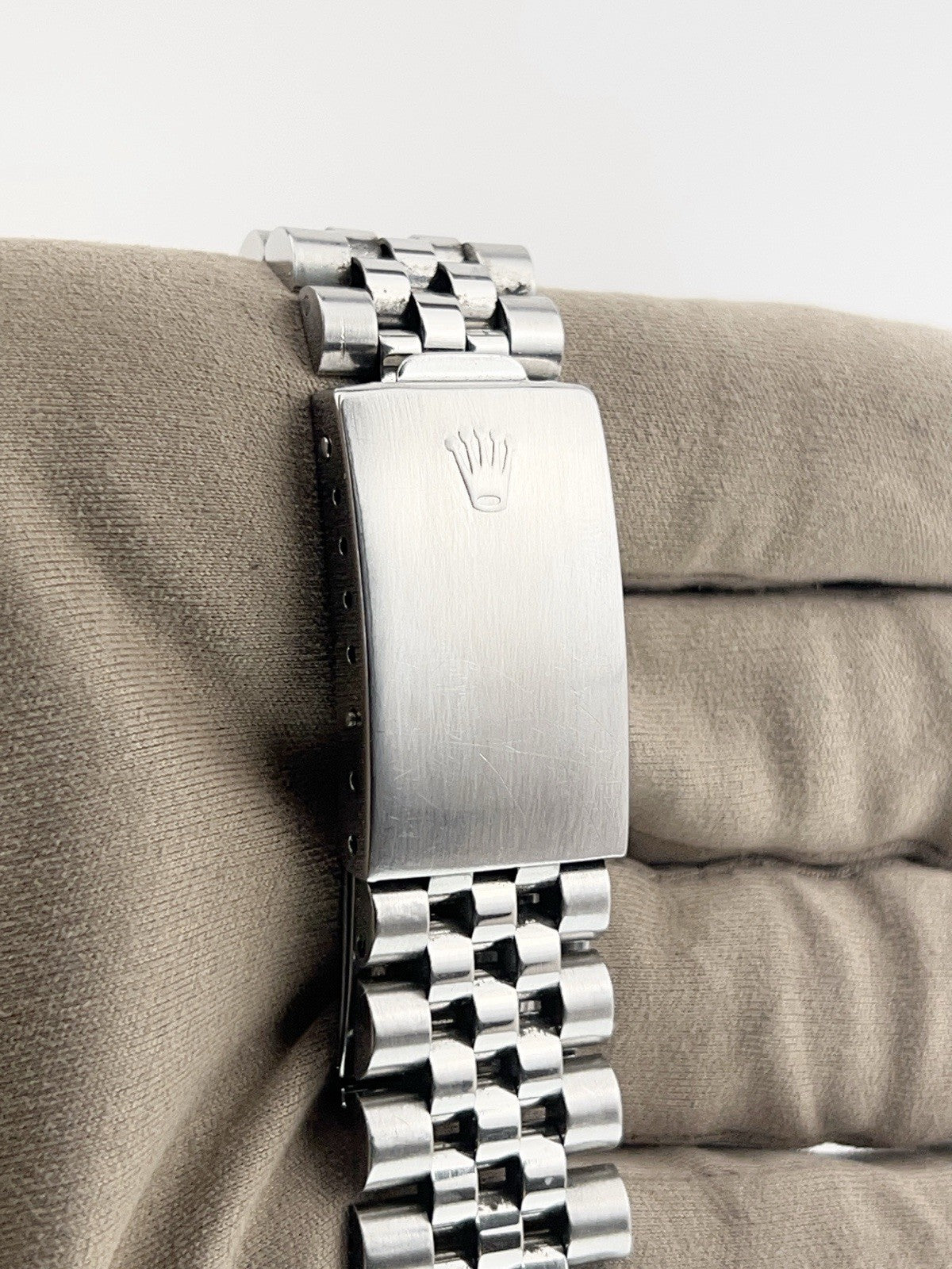 Rolex Datejust Stainless Steel Silver Dial 36mm Automatic Men’s Watch 16014