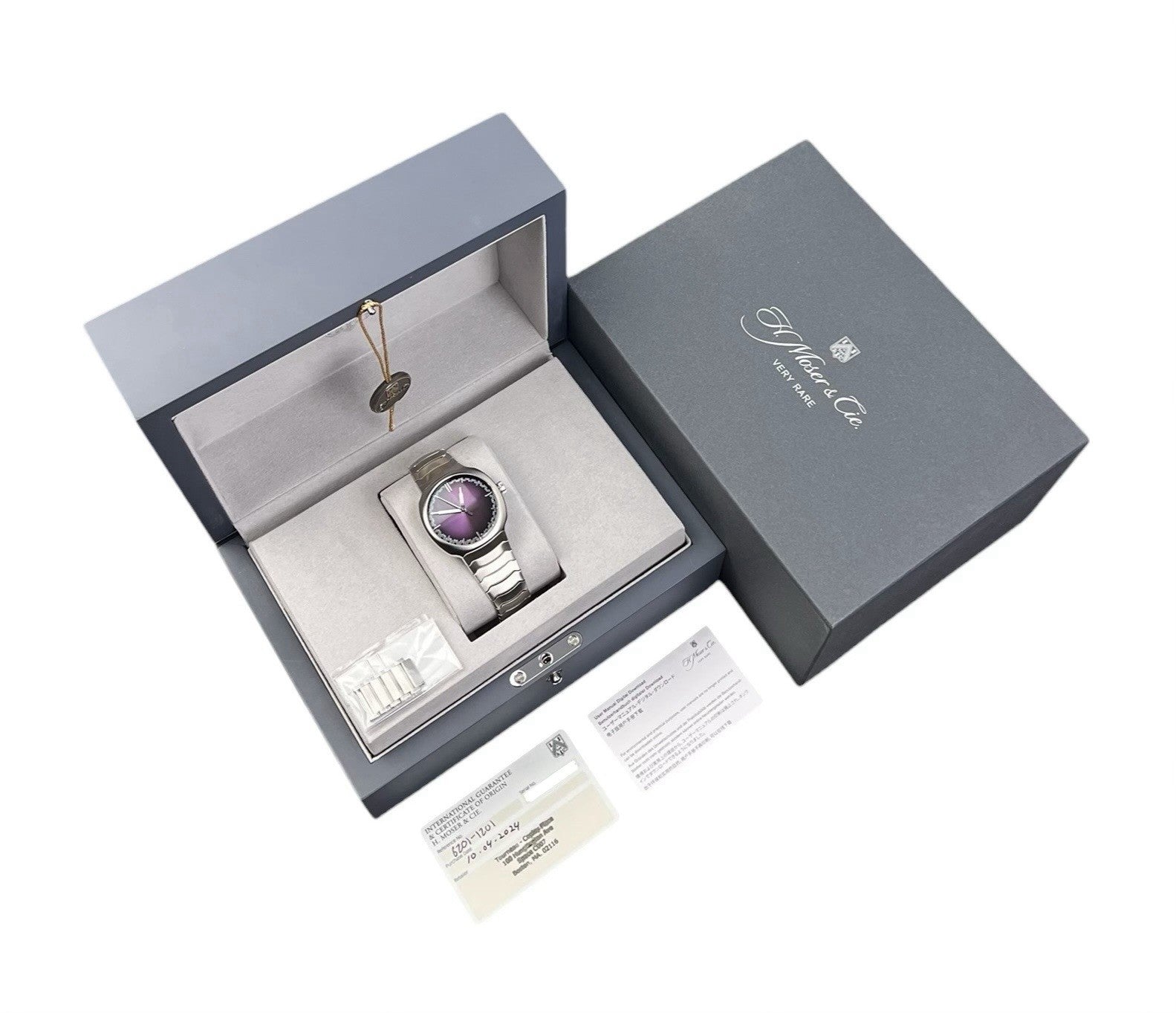 H. Moser & Cie. Streamliner Centre Seconds Purple Dial Steel 40mm Mens 6201-1201