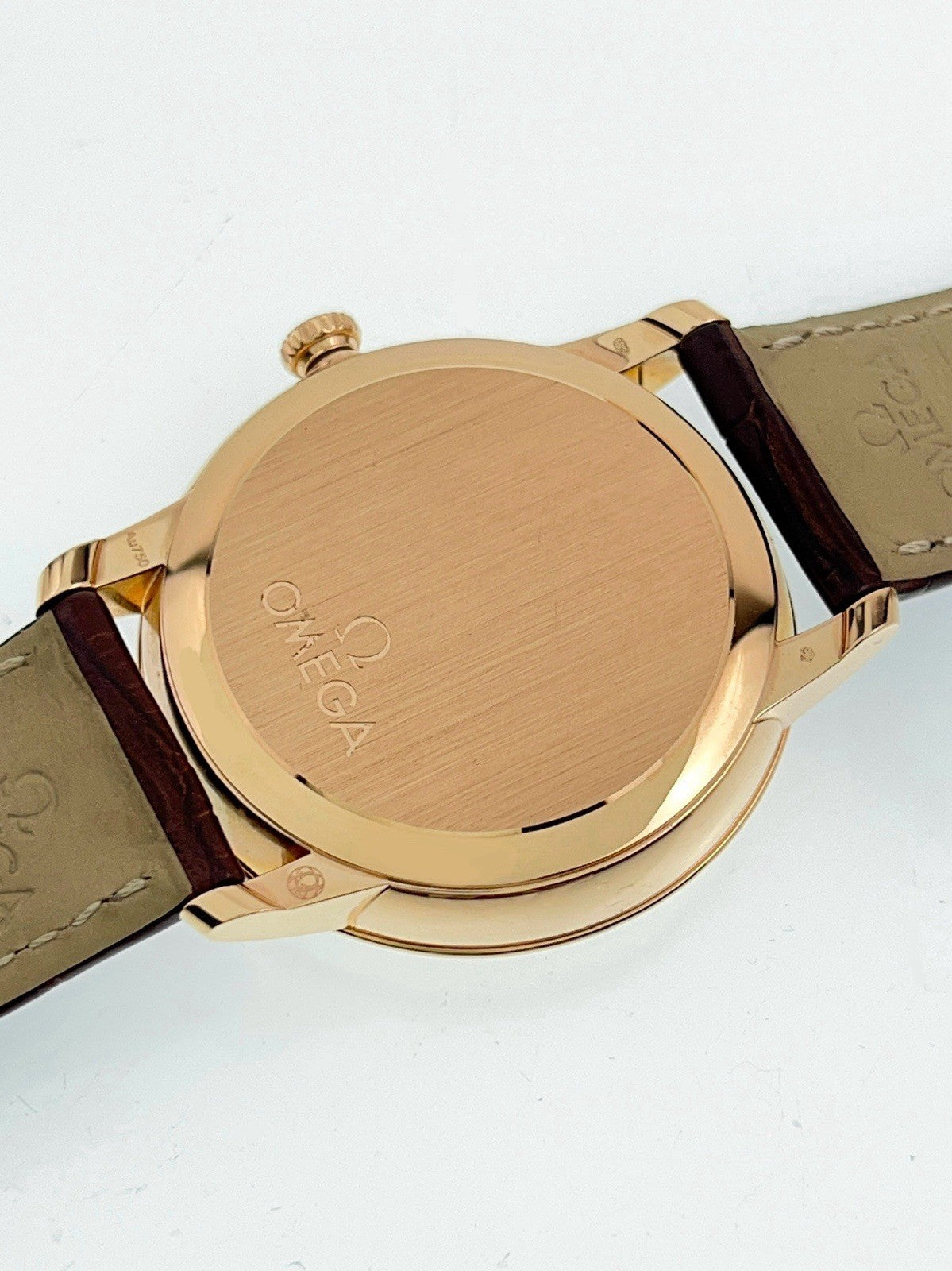 Omega De Ville 18k Rose Gold Silver Dial 39.5mm Auto Watch 424.53.40.21.02.001