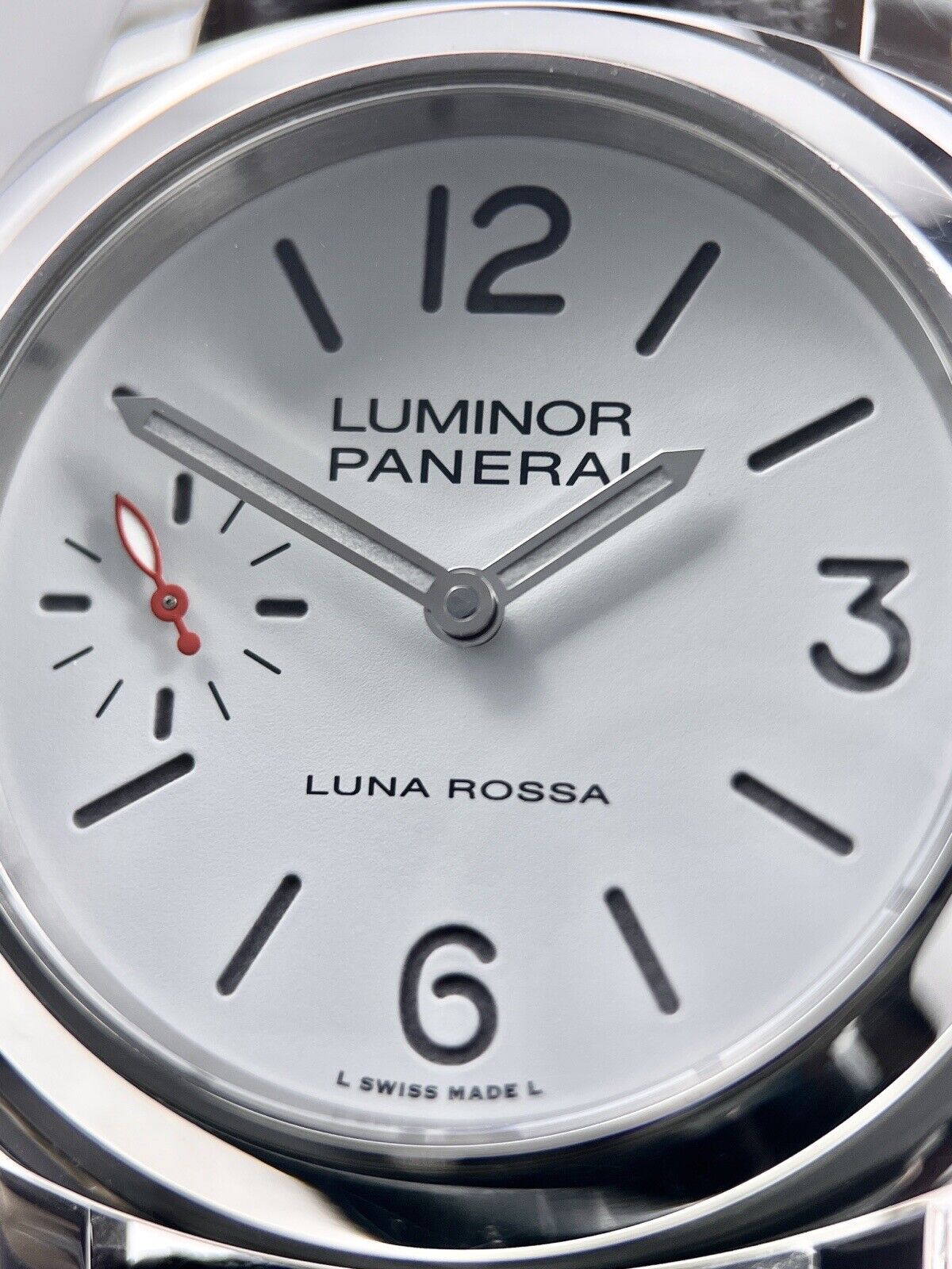 2022 Panerai Luminor Luna Rossa PAM01342 Hand Winding Men's Watch - Box & Papers