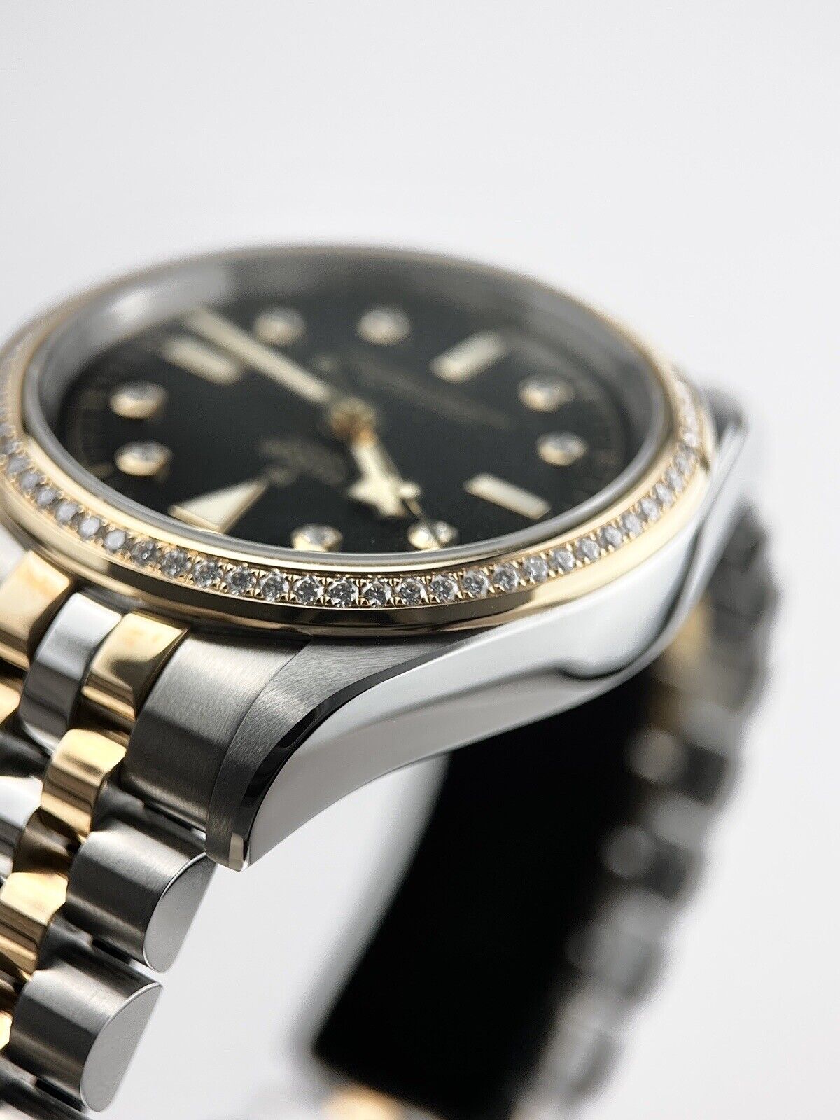 NEW Tudor Black Bay Factory Diamonds 79673 Automatic Two Tone Men’s Watch 39mm