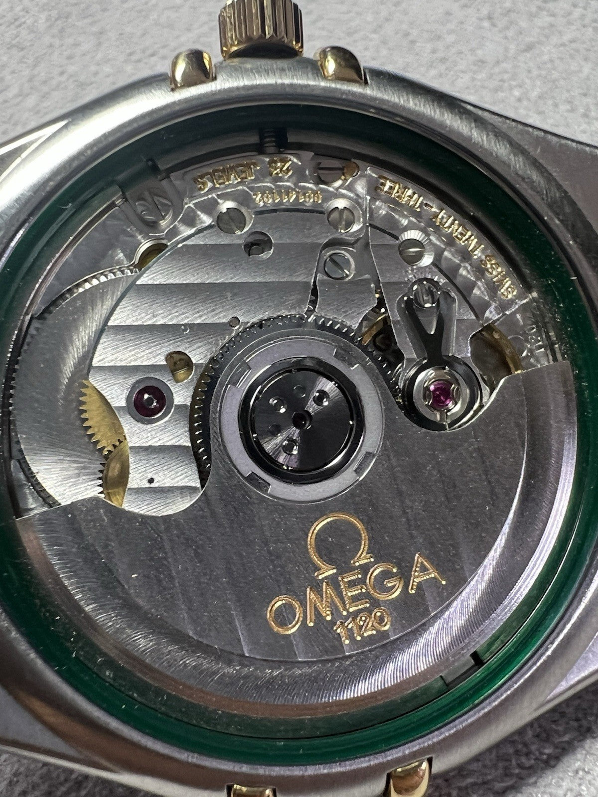 Omega Constellation Chronometer Automatic Two Tone Date 35mm Watch Cal. 1120