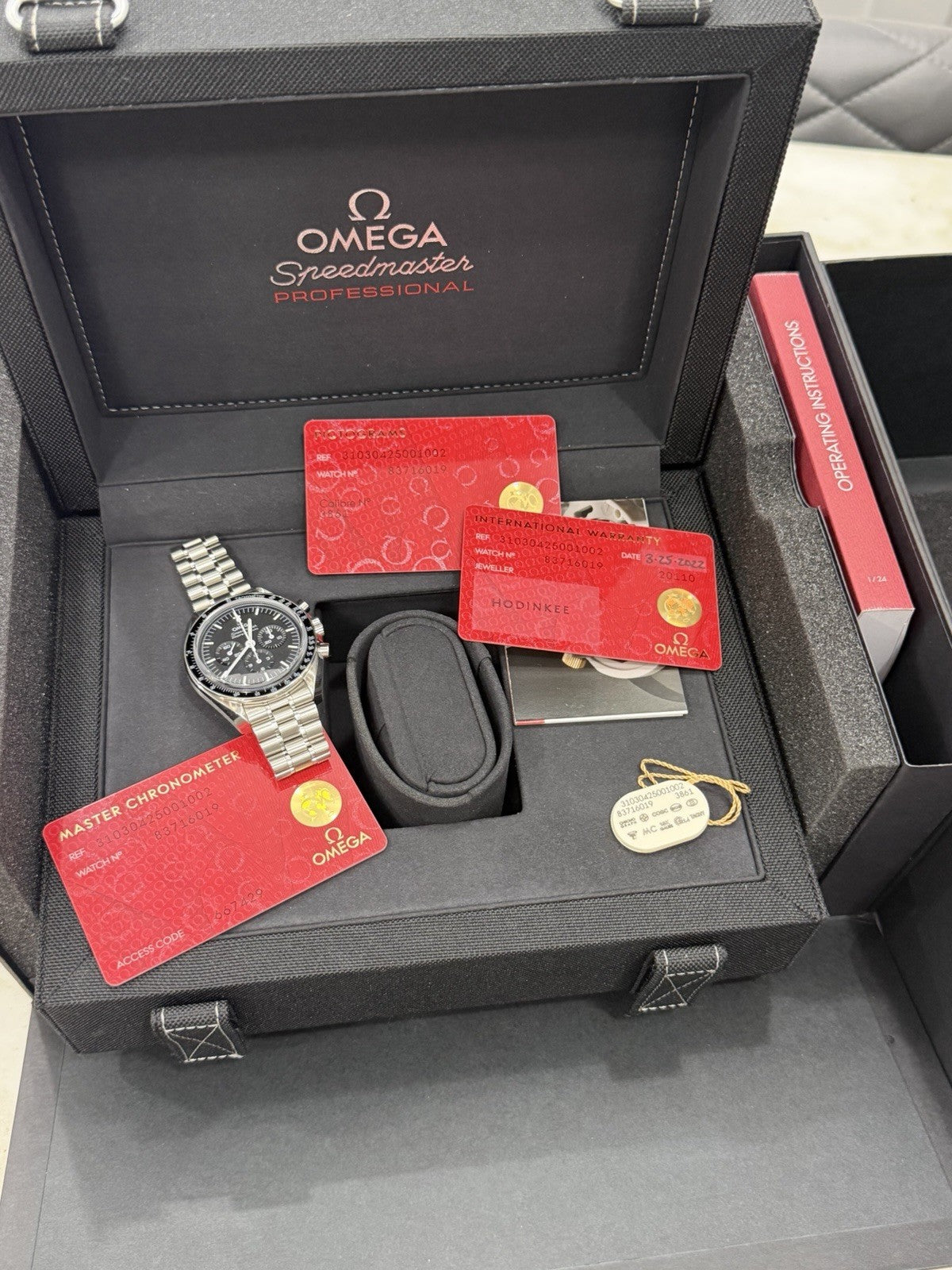 2022 Omega Speedmaster Moonwatch 42mm Black Sapphire Watch 310.30.42.50.01.002