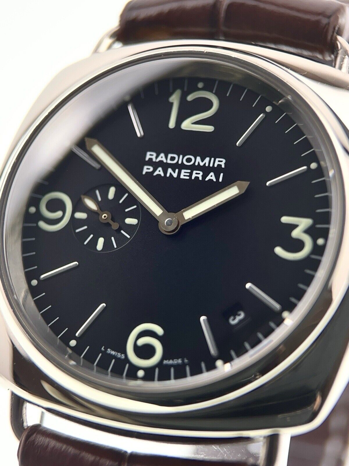 Panerai Radiomir 18k White Gold Black Dial Automatic Men’s Watch PAM00062 W/ Box