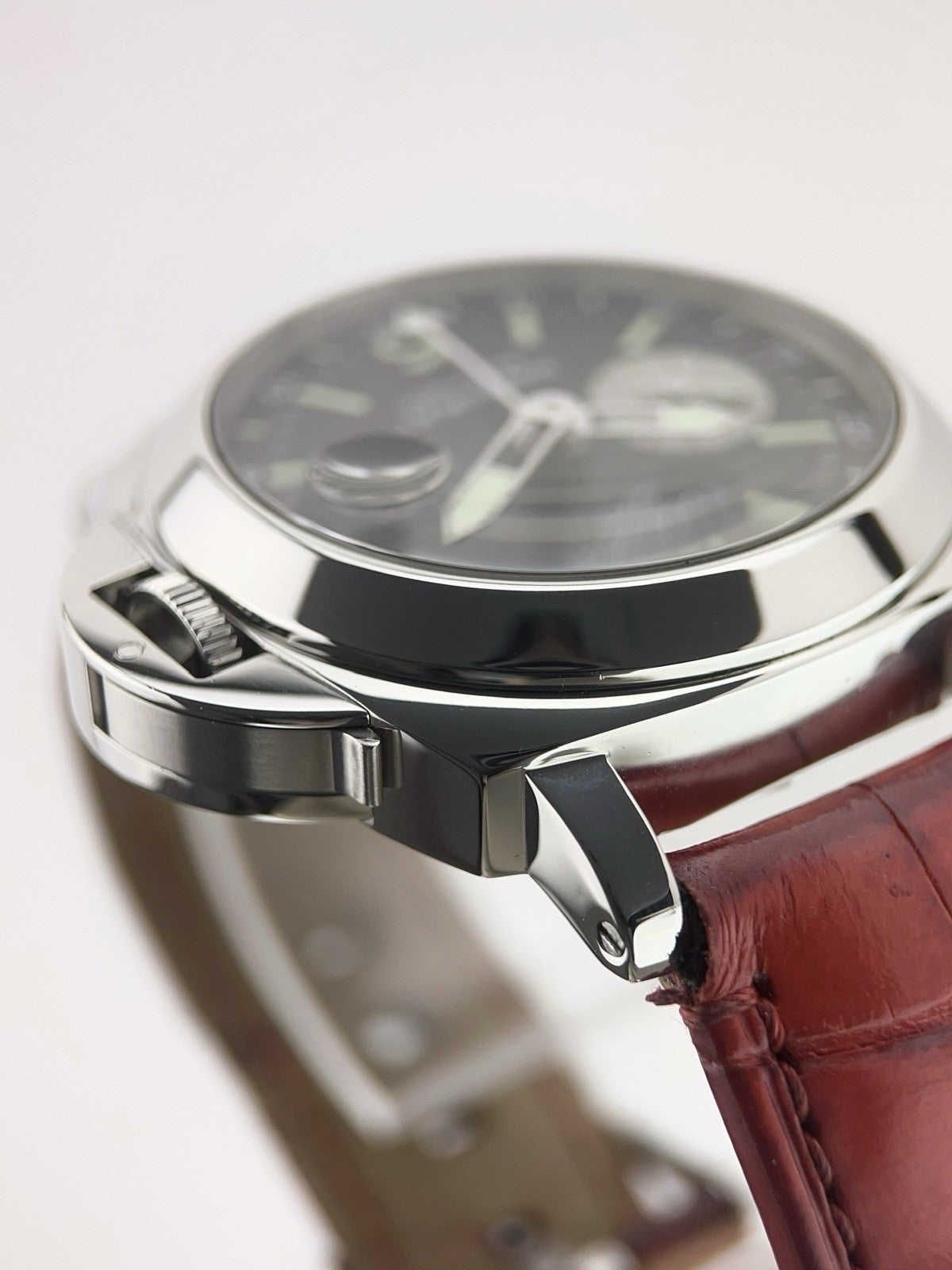 Panerai Luminor GMT Stainless Steel Black Dial 44mm Automatic Mens PAM00088