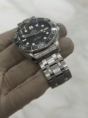 Omega Seamaster 300M GREEN Dial Steel 42mm Automatic Mens 210.30.42.20.10.001