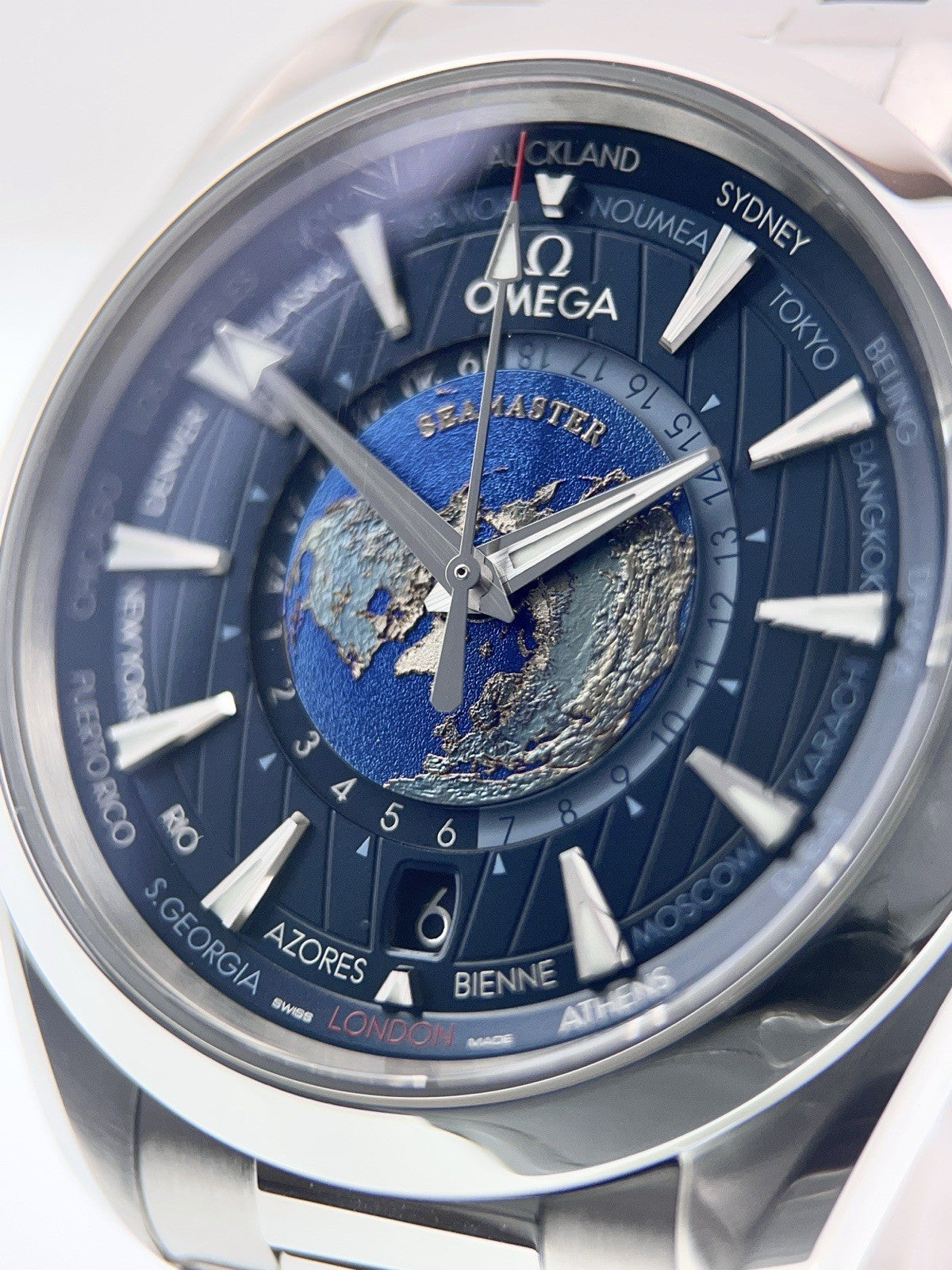 Omega Seamaster Steel Blue Dial 220.10.43.22.03.001