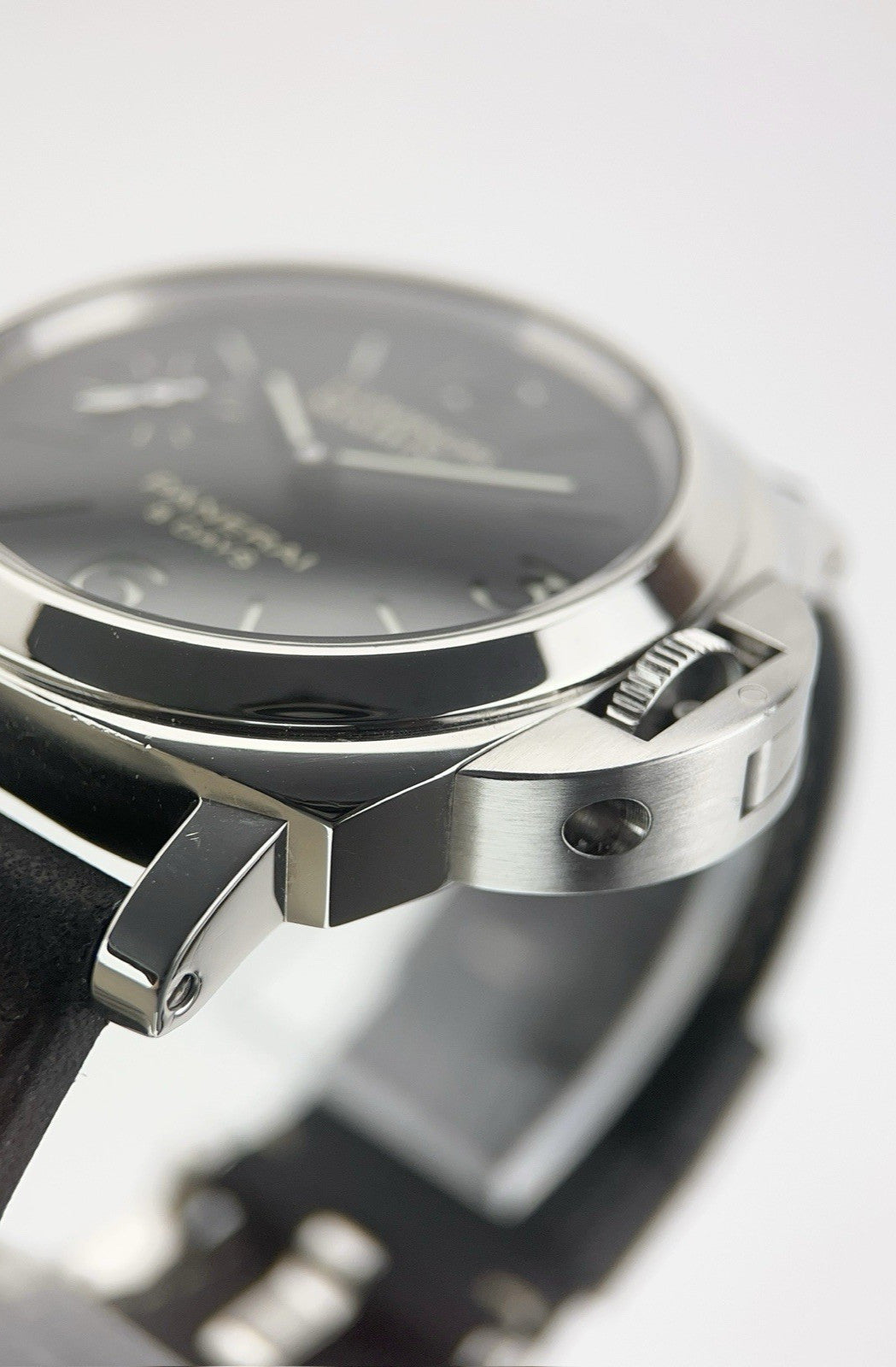 Panerai Luminor Marina Stainless Steel Black Dial 44mm Manual Wind PAM00510
