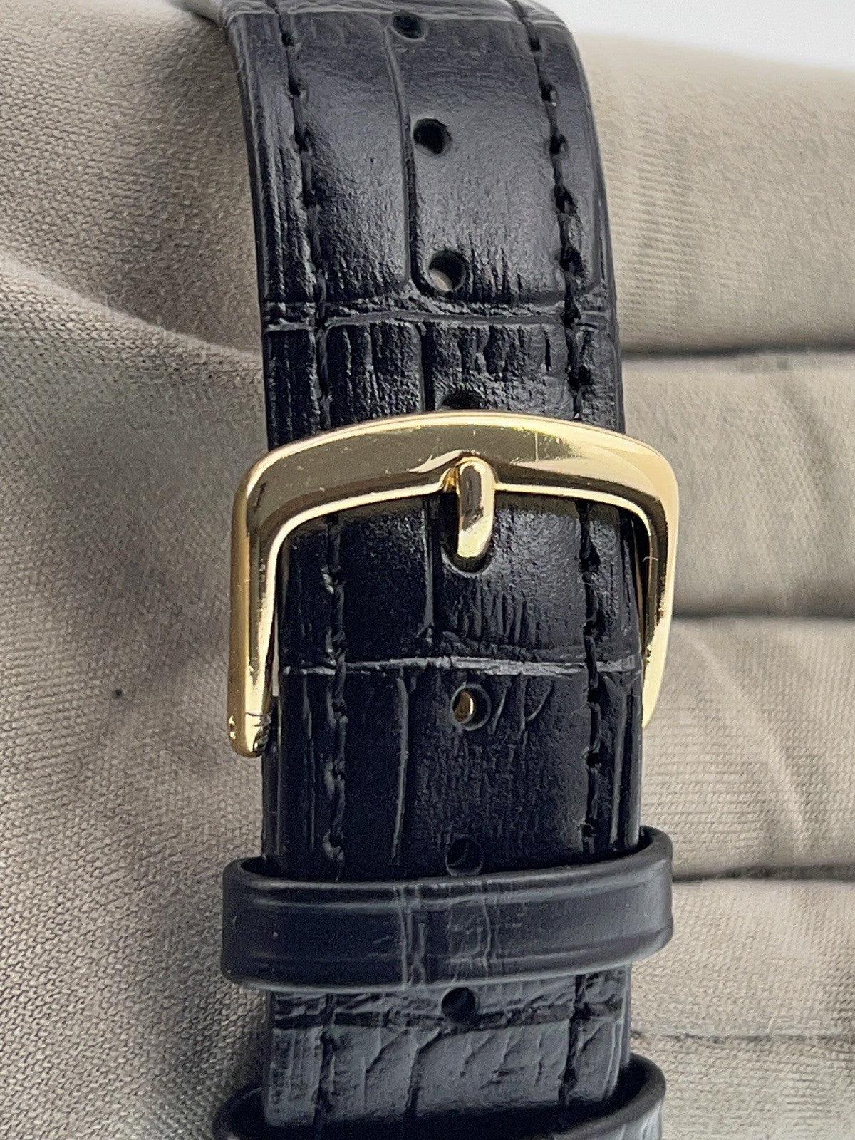 Bueche Girod Dual Time 18k Yellow Gold Black Dial 35mm Manual Wind Watch YG6733
