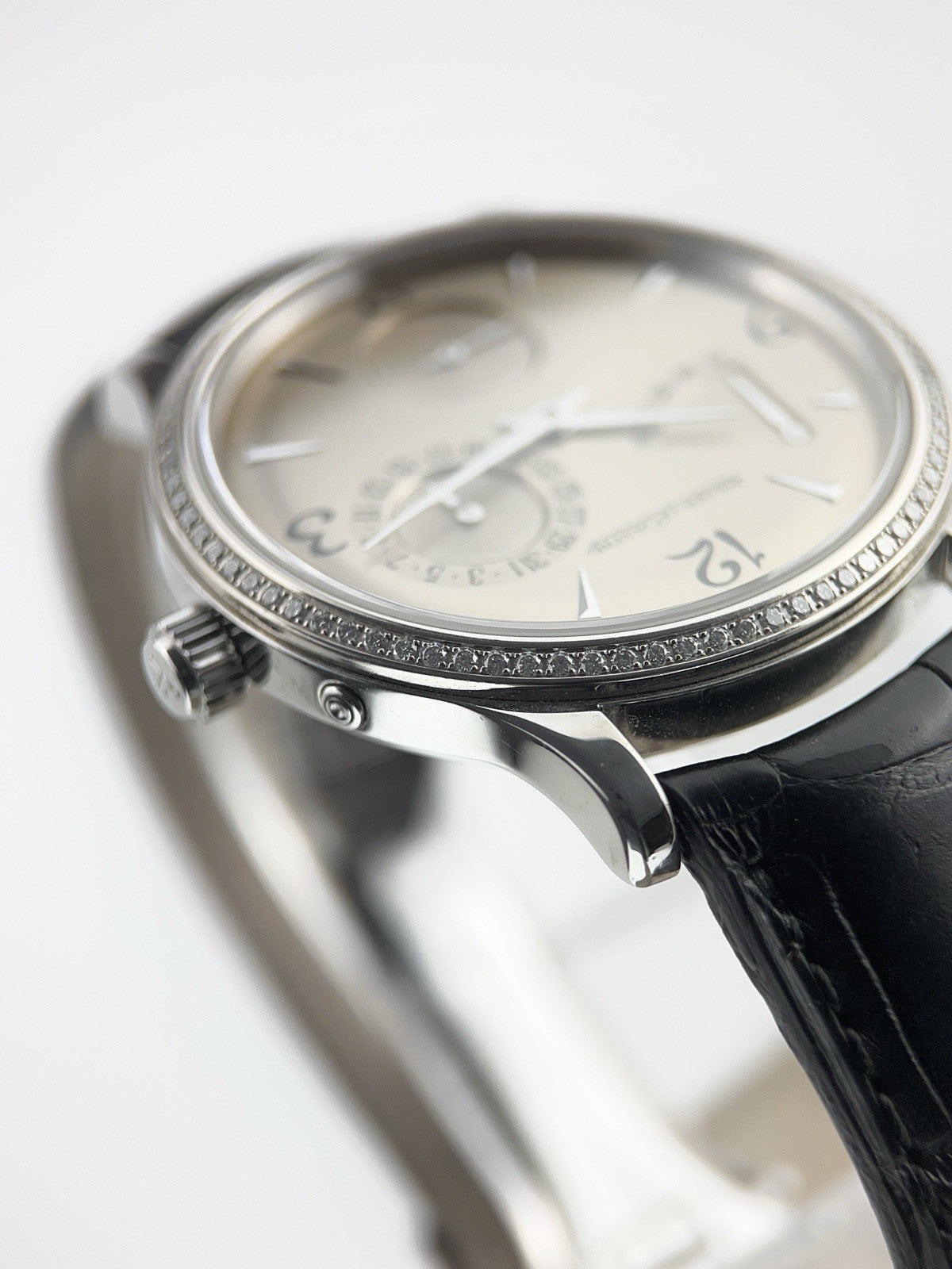 Jaeger LeCoultre Stainless Steel Diamond Bezel Automatic 37mm Watch 140.8.93.S