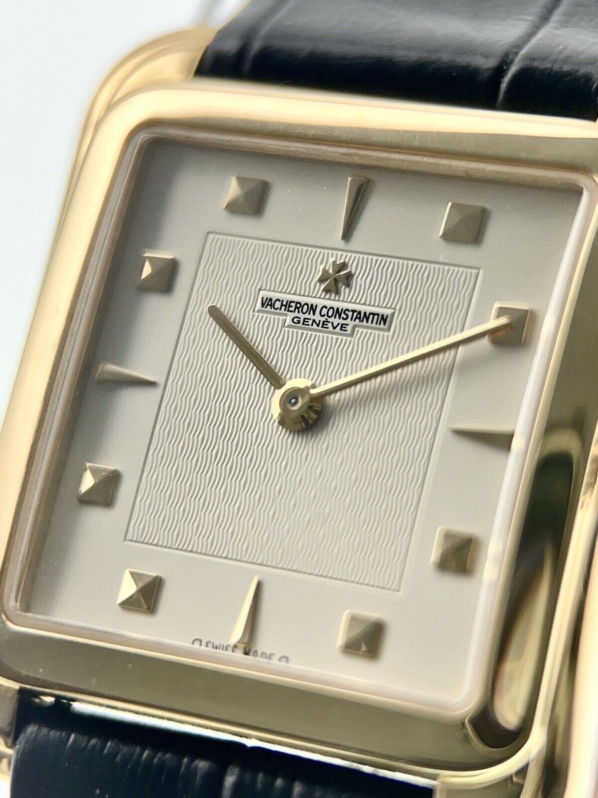 Vacheron Constantin 18k Gold Cream Dial 27mm Manual Wind Men’s Watch 31100