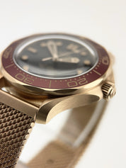 Omega Seamaster Bronze Gold Black Dial 42mm Automatic Mens 210.90.42.20.01.003