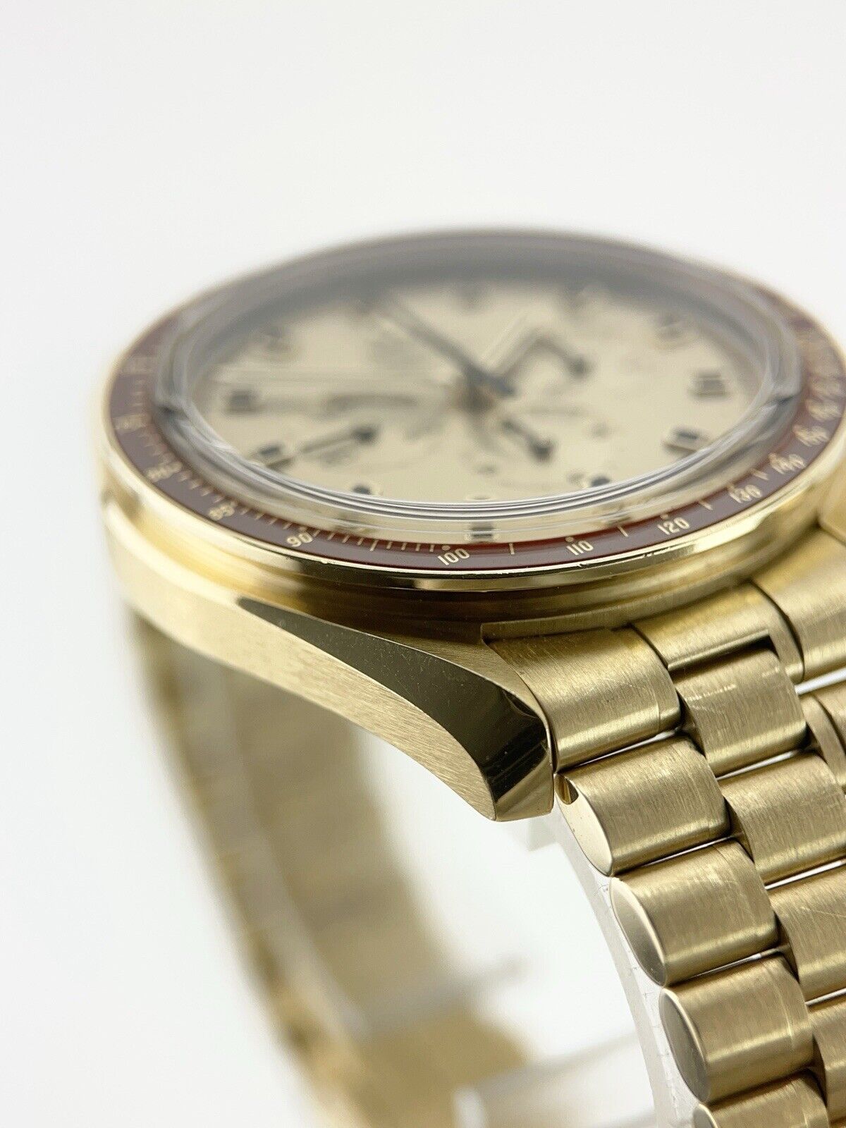 Omega Speedmaster Apollo 18k Rose Gold Gold Dial 42mm Manual 310.60.42.50.99.001