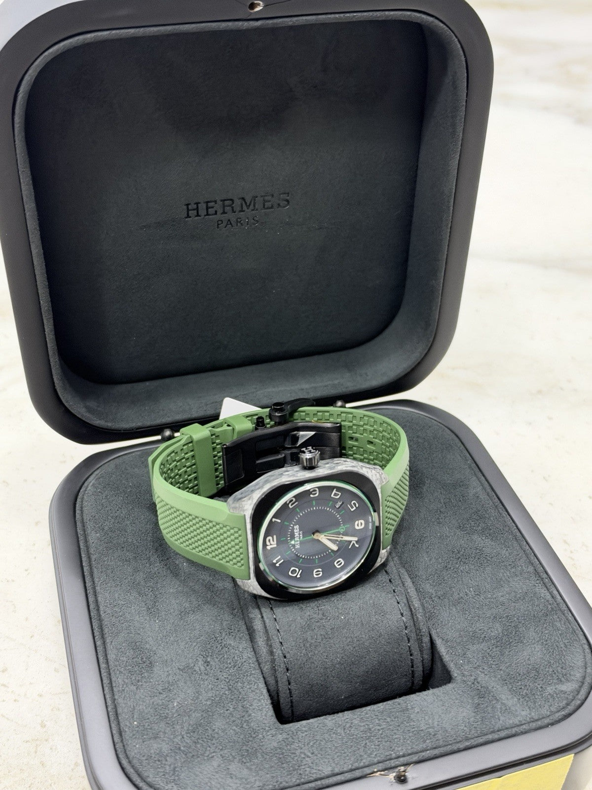 Hermes H08 Carbon & Titanium Gray Dial 42mm Automatic Men's Watch W/ Box