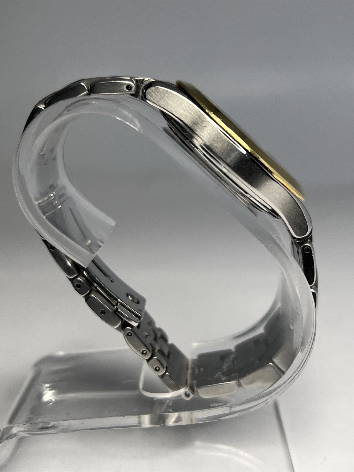 Omega 168.1501 Seamaster 18K Gold Bezel & Steel Quartz 36mm Bracelet Watch