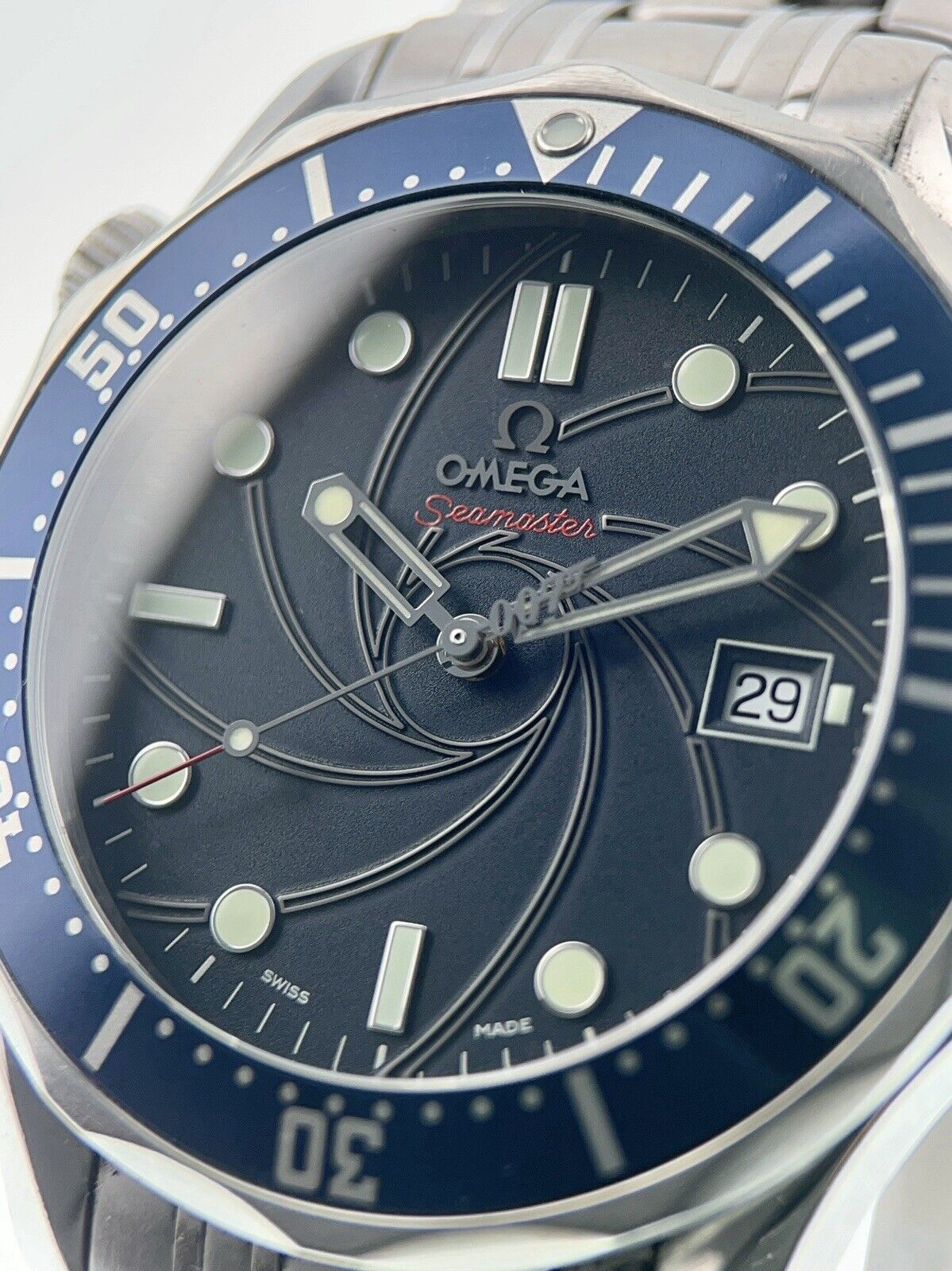 Omega Seamaster James Bond Stainless Steel Blue Dial 41mm Auto. Mens 2226.80.00