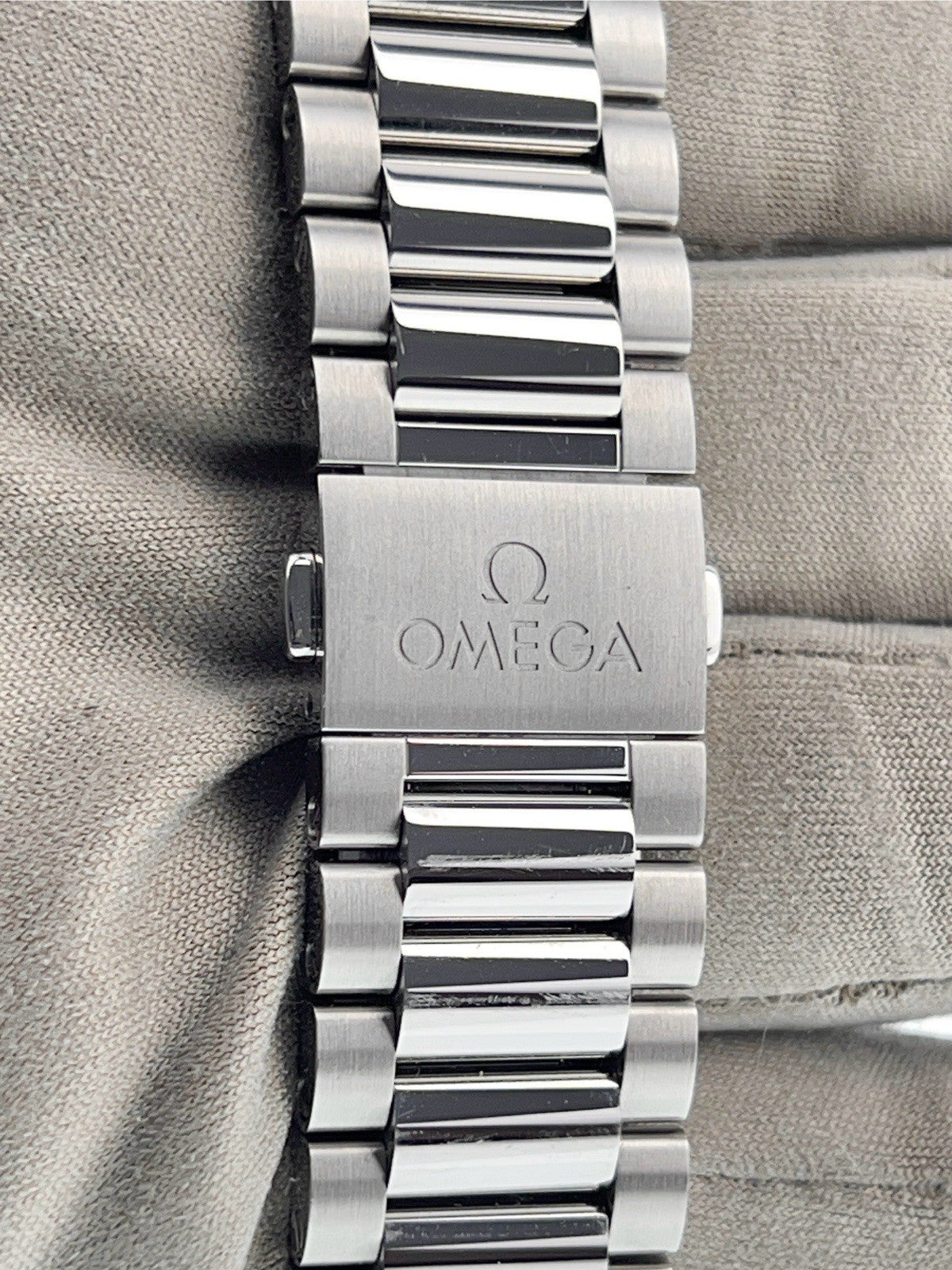 Omega Seamaster Steel Brown Dial 38mm Automatic Mens Watch 220.10.38.20.09.001
