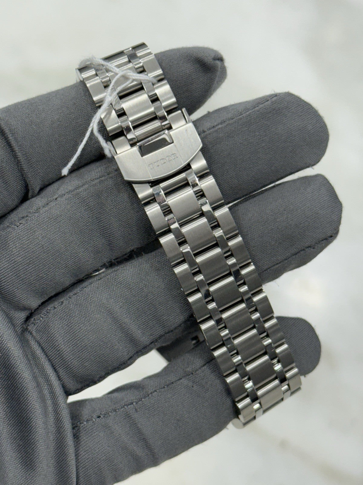 38mm Tudor Royal 28500