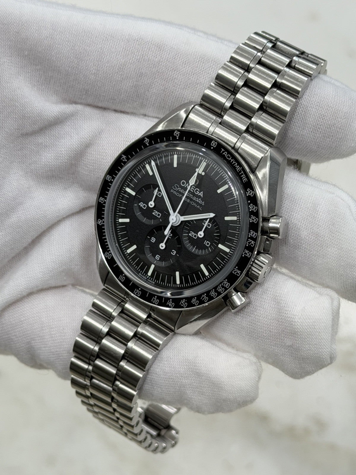 Omega Speedmaster Moonwatch 42mm Black Dial Sapphire 310.30.42.50.01.002