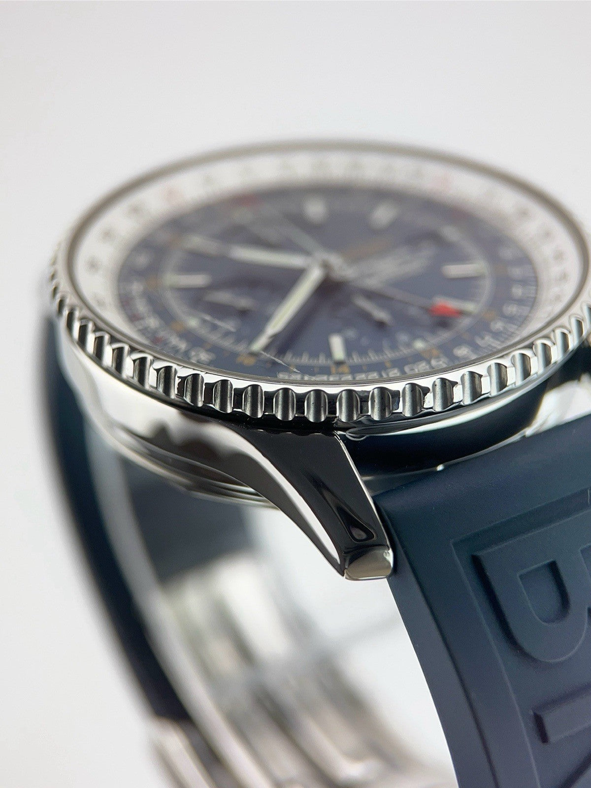 Breitling Navitimer World Stainless Steel Blue Dial 46mm Automatic Mens A24322