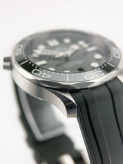 Omega Seamaster Steel Green Dial 42mm Automatic Men's Watch 210.32.242.20.10.001