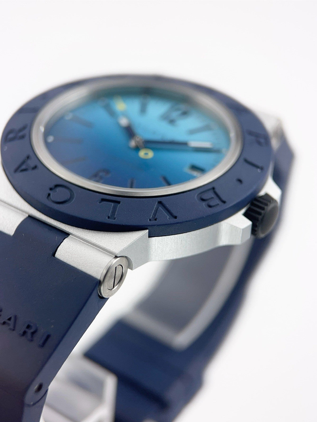 Bvlgari Aluminum Capri Aluminum Blue Dial 40mm Automatic Movement Mens 103815