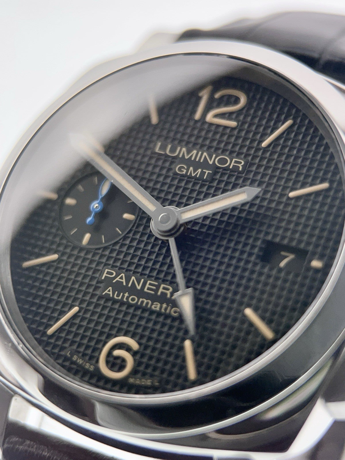 Panerai Luminor Stainless Steel Black Dial 42mm Automatic Men’s Watch PAM01535