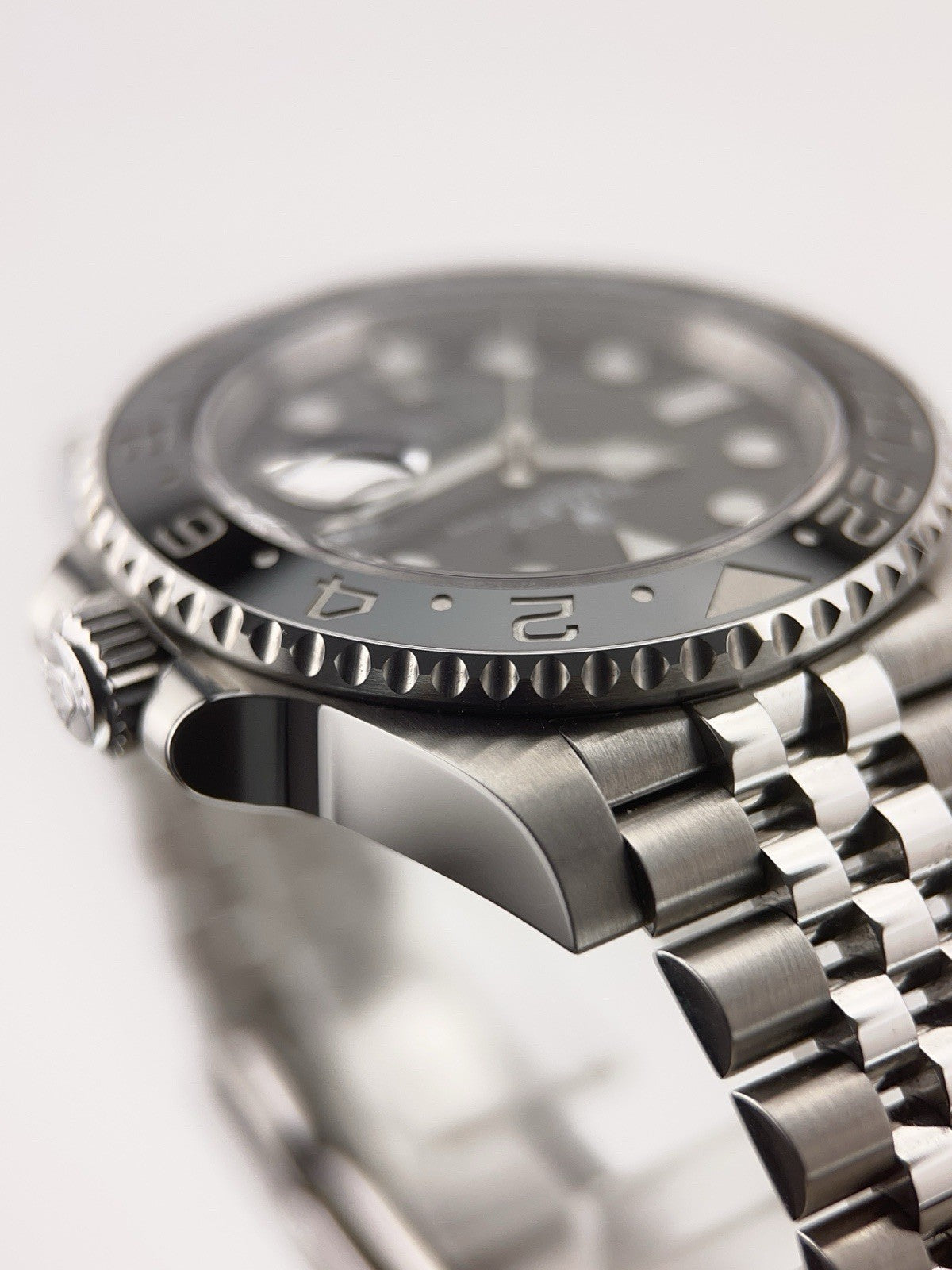 Rolex GMT-Master II Stainless Steel Black Dial 40mm Automatic Men’s 126710GRNR