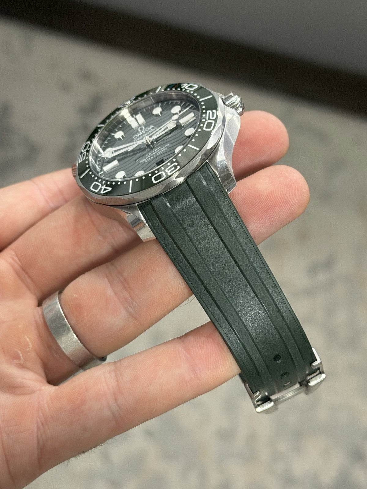 2026 Omega Seamaster Diver Steel Green Dial 42mm Auto Men’s 210.32.42.20.10.001