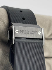 Hublot Classic Fusion Ceramic Black Dial 45mm Automatic Mens 521.CM.1770.RX