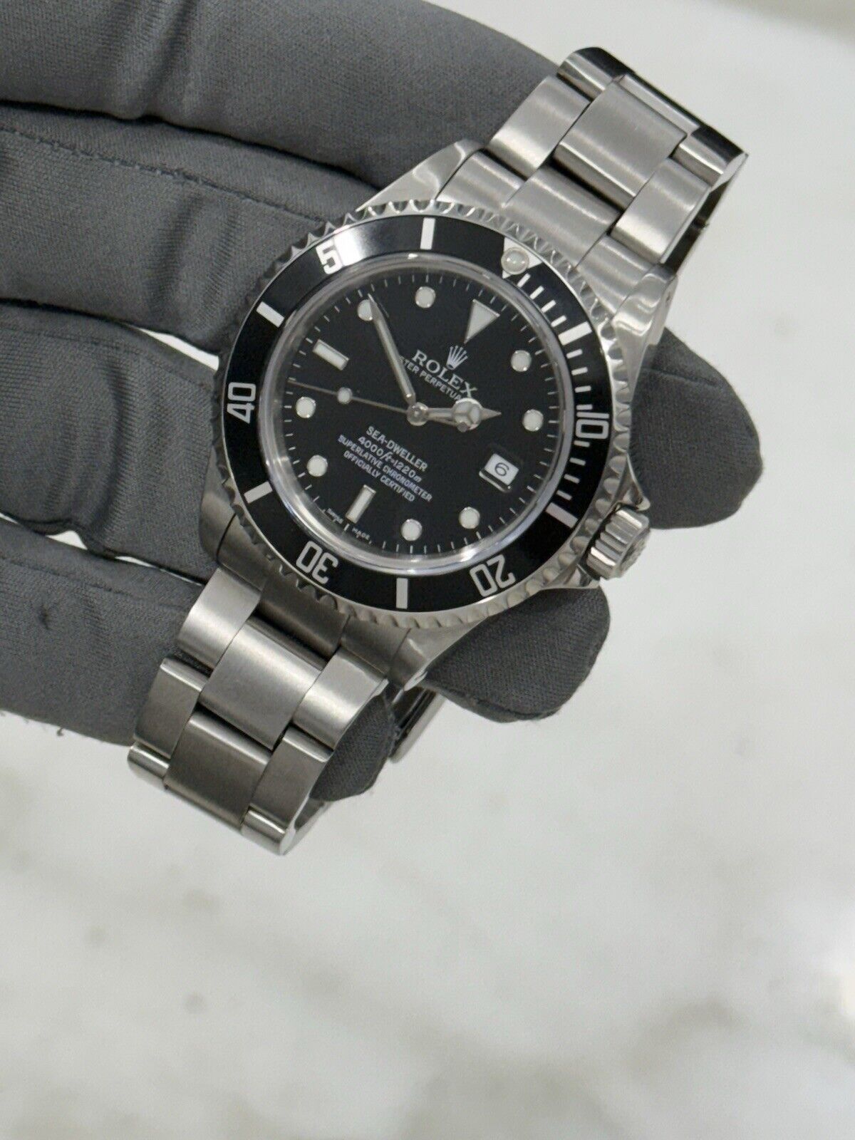 Rolex Sea Dweller 4000 Stainless Steel Black Dial 40mm Automatic Men’s 16600