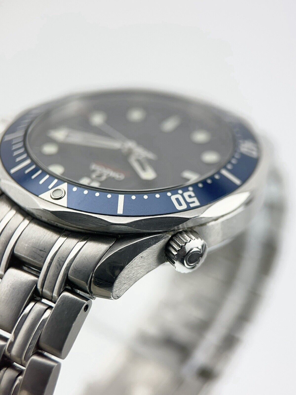 Omega Seamaster James Bond Stainless Steel Blue Dial 41mm Auto. Mens 2226.80.00