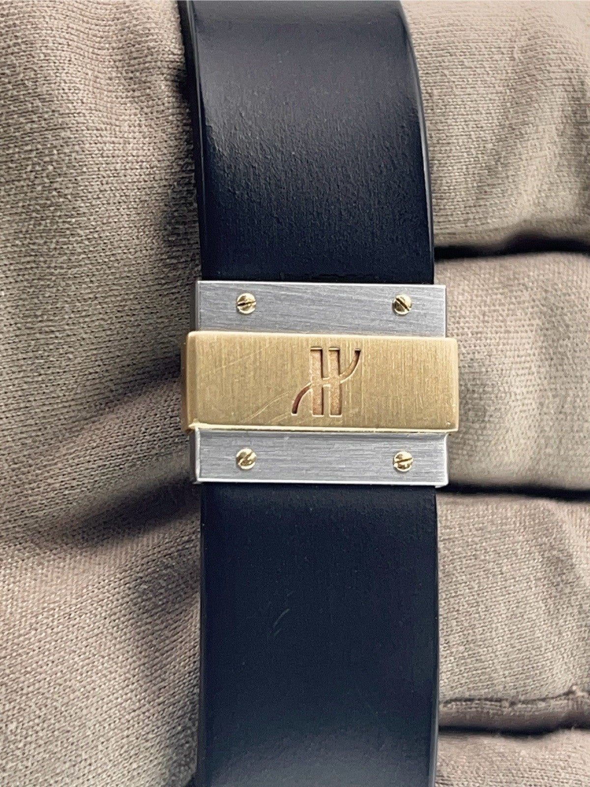 Hublot MDM Stainless Steel and Gold Black Dial 33mm Automatic Watch S.146.10.2