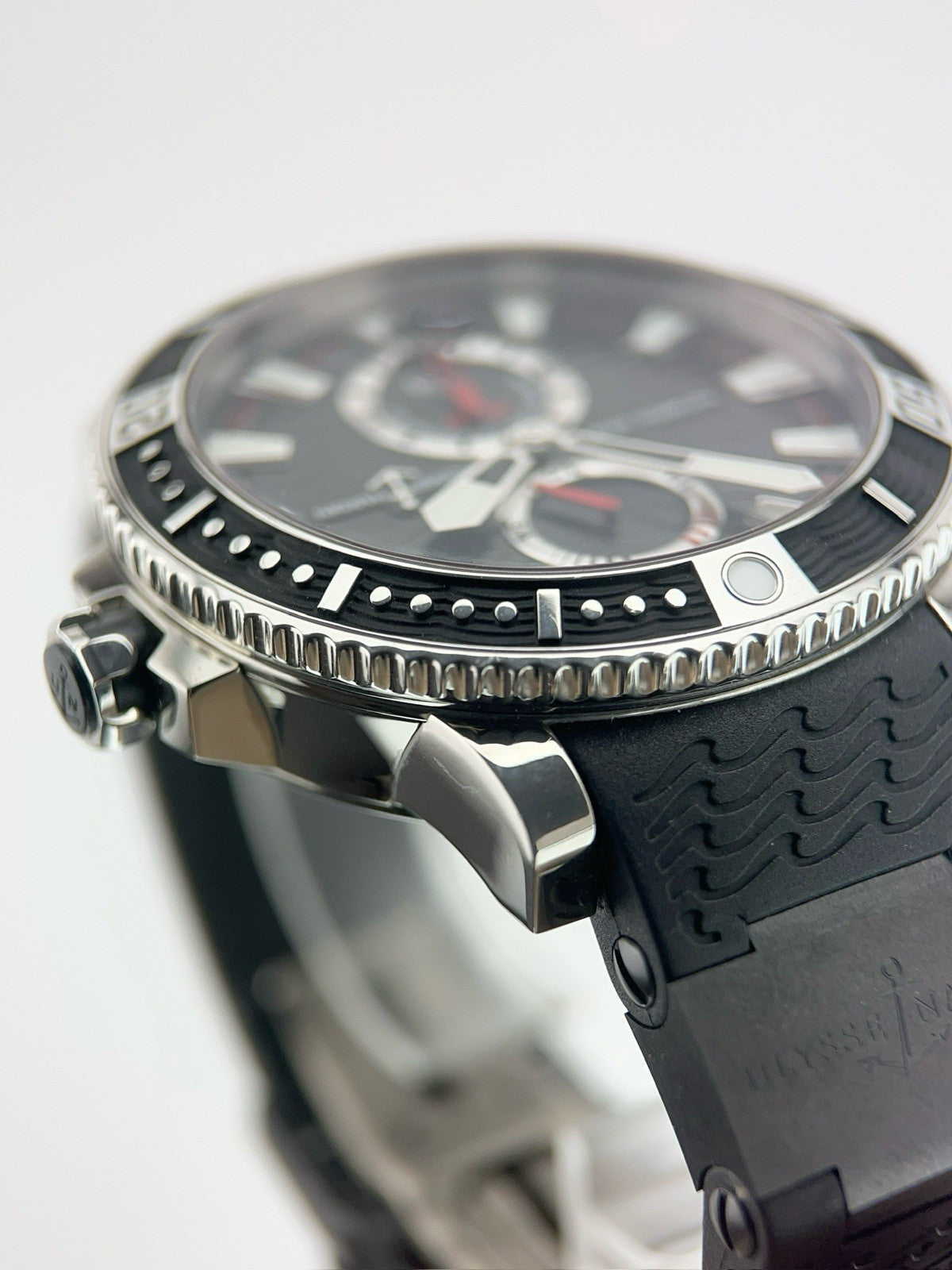 Ulysse Nardin Maxi Marine Stainless Steel Black Dial 42mm Automatic Men’s 263-90