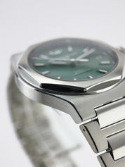 2024 Girard Perregaux Laureato Automatic 42mm Green Dial 81010  - Box & Papers