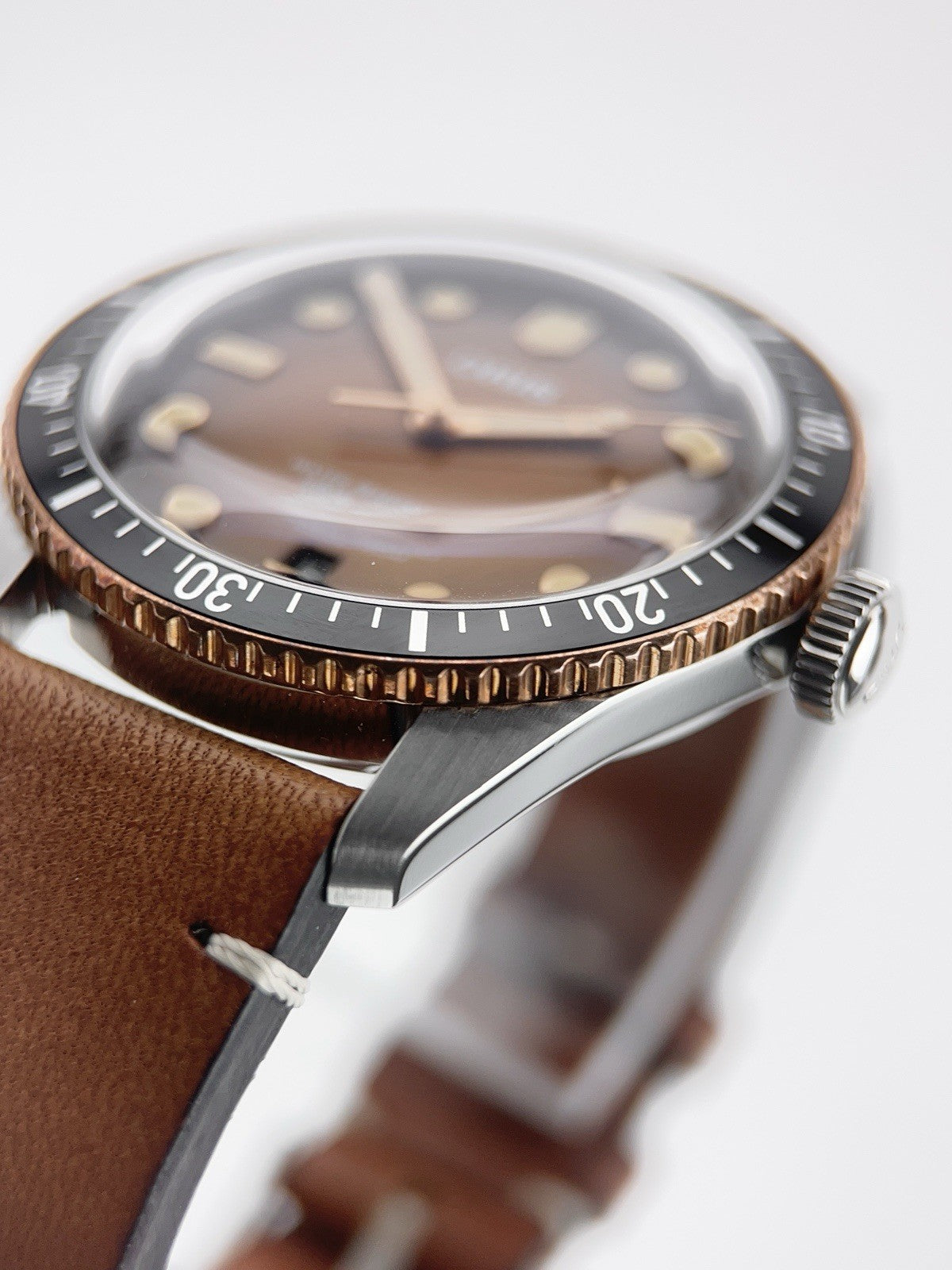 Oris Divers Sixty Five Stainless Steel Brown Dial 40mm Automatic Mens Watch 7707