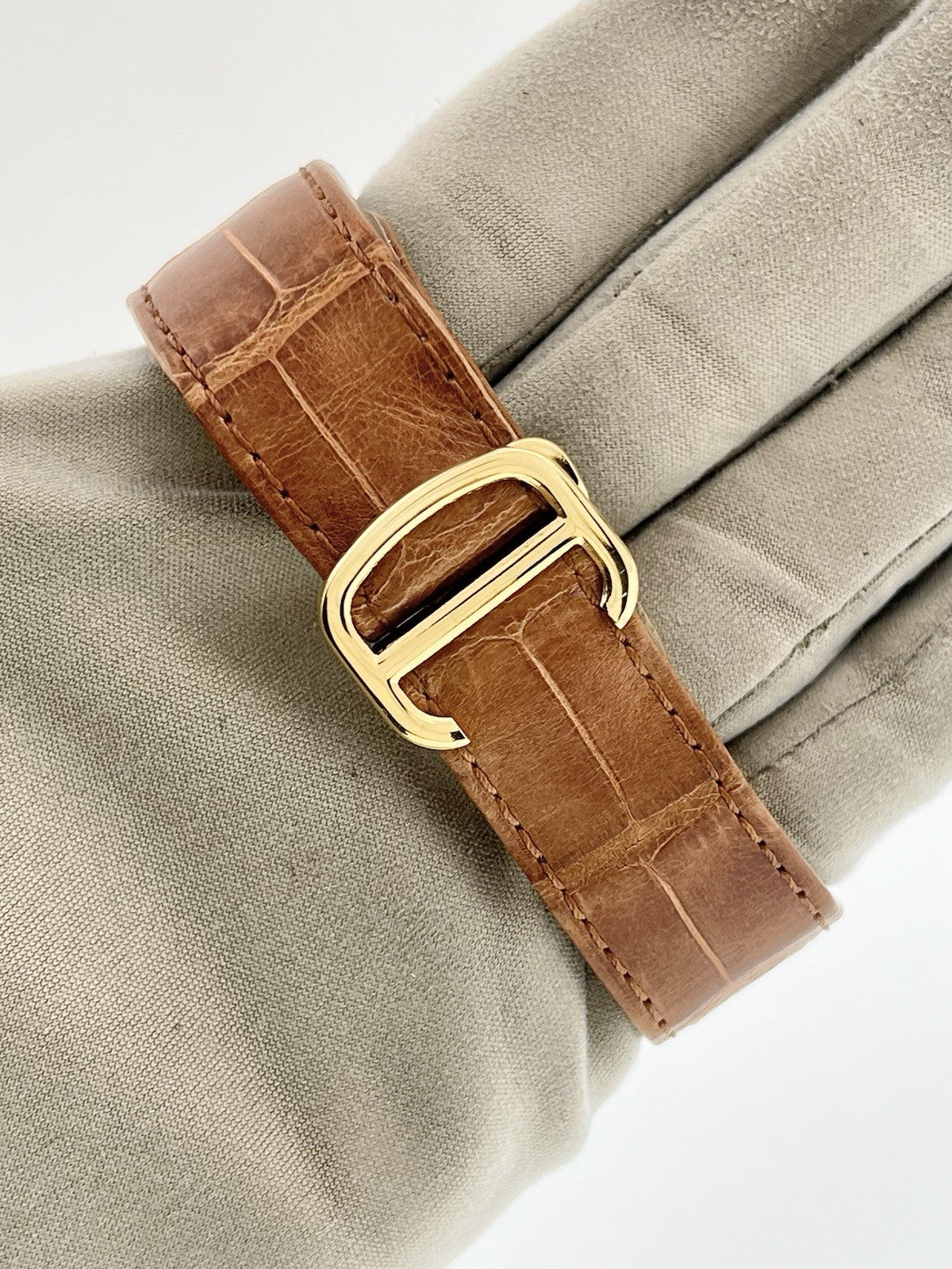 Cartier Roadster 18k Yellow Gold Champagne Dial 43mm Automatic Men's Watch 2619