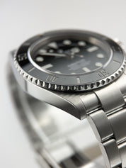 Rolex Submariner Stainless Steel Black Dial 41mm Automatic Men's Watch 124060