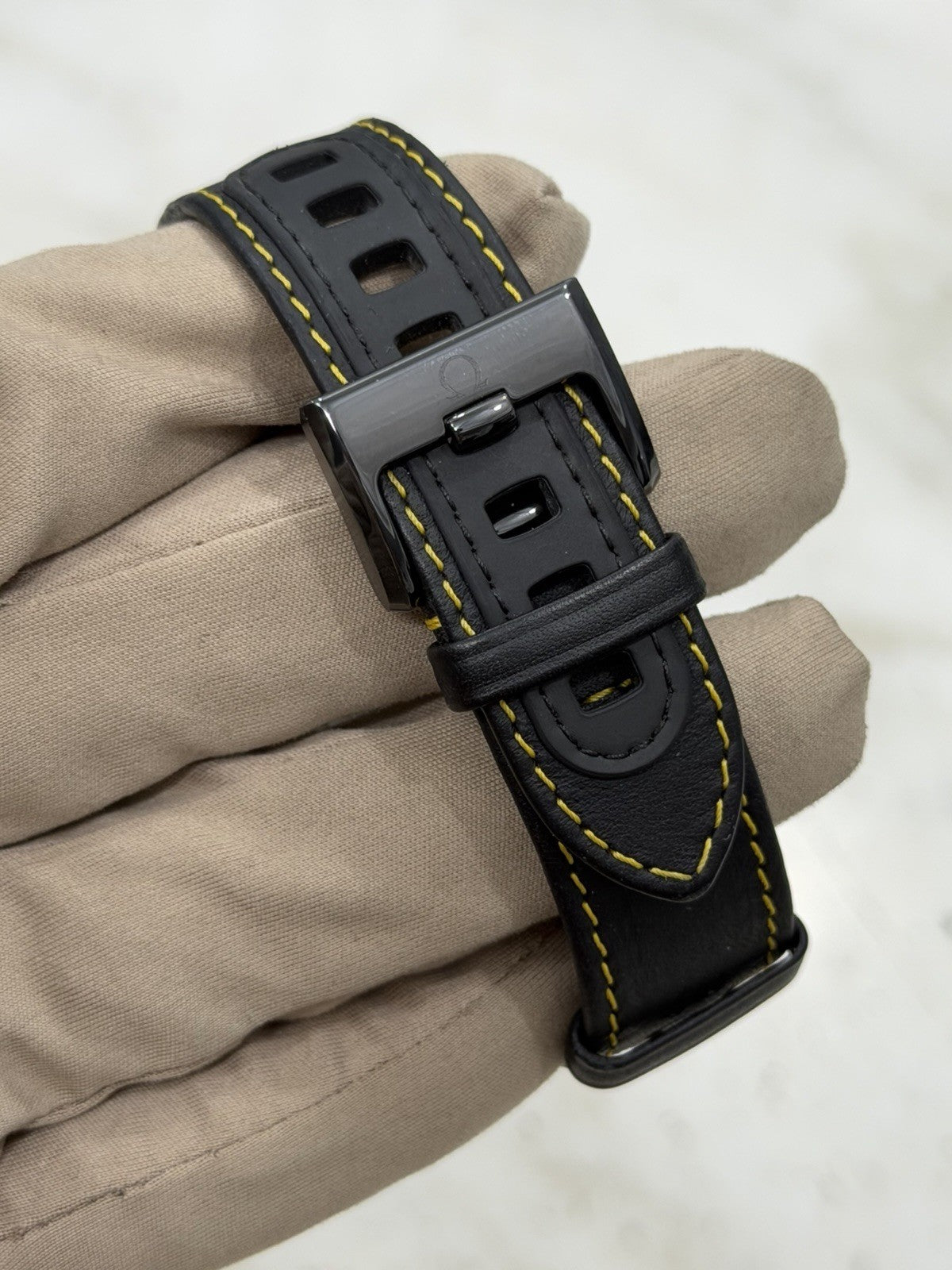 2019 Omega Speedmaster Apollo Black Dial Manual Wind Watch 311.92.44.30.01.001