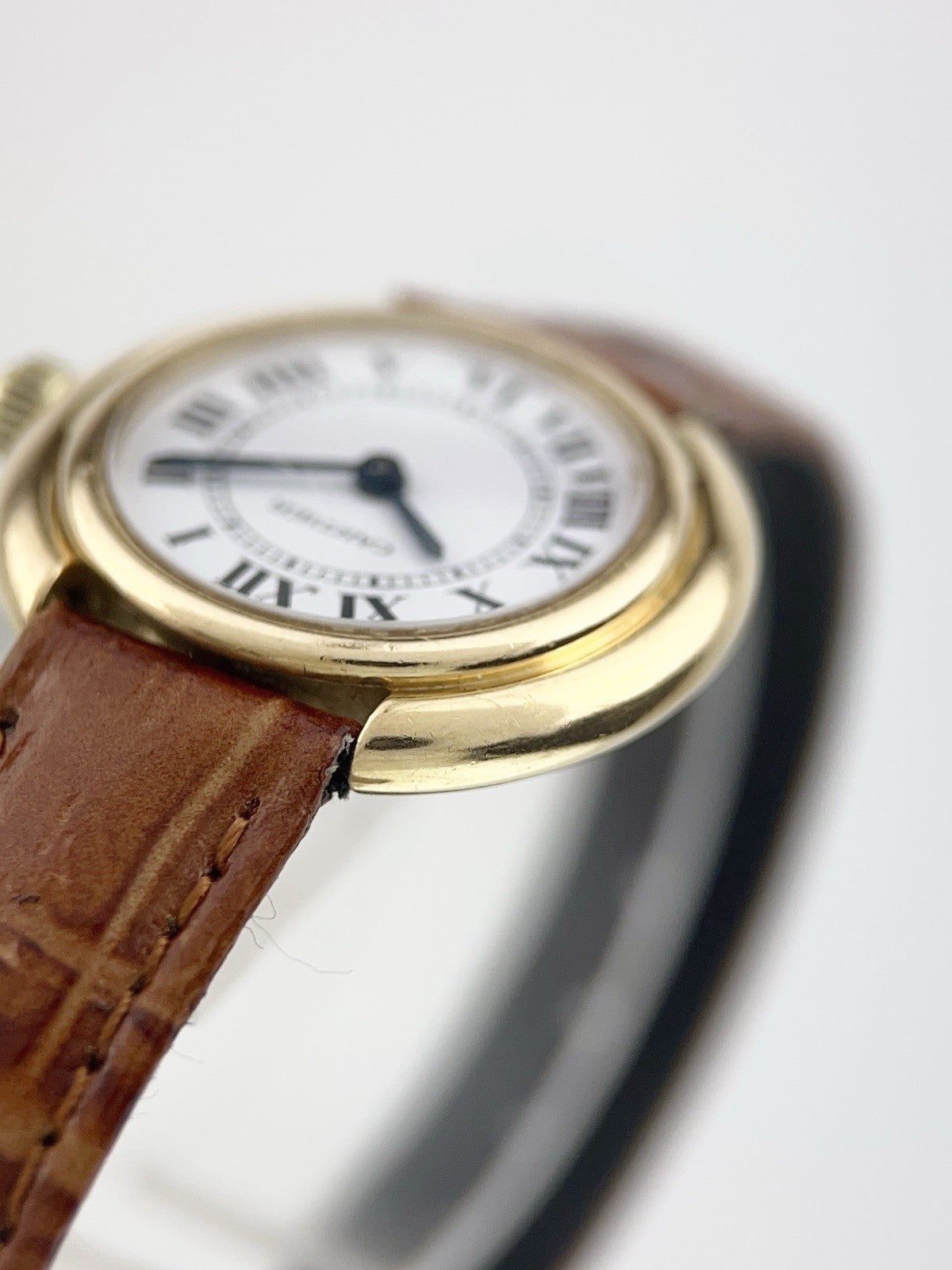 Cartier Paris Vendome 18k Yellow Gold 26mm Silver Dial Manual Wind Women’s 6708