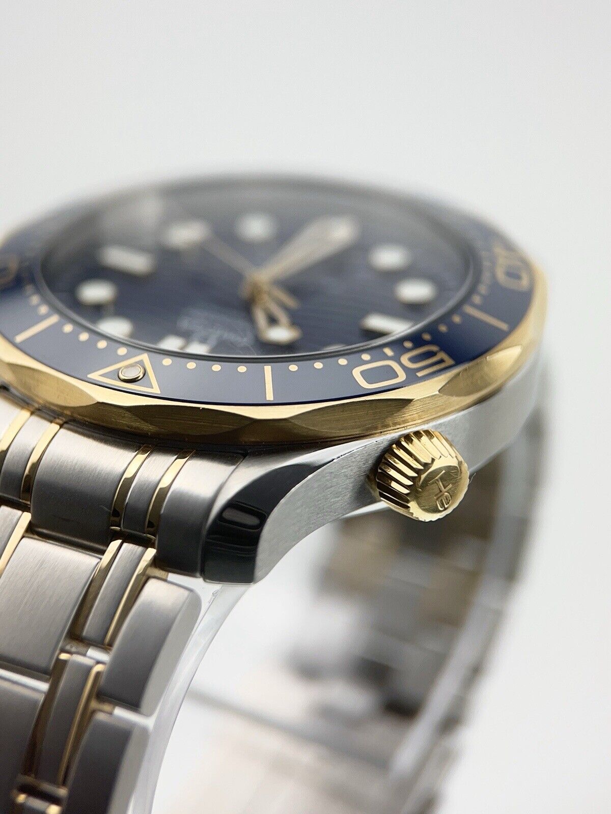 Omega Seamaster Diver 300m Steel & Gold Blue Dial 42mm Watch 210.20.42.20.03.001