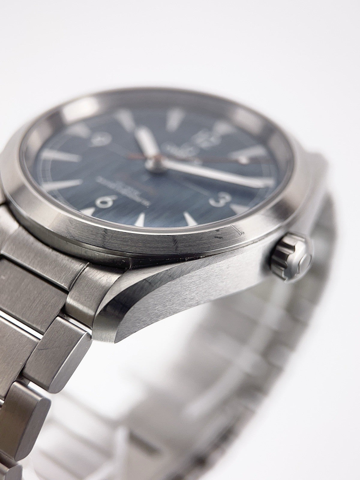 Omega Railmaster Steel Blue Dial 40mm Automatic Men's Watch 220.10.40.20.03.001