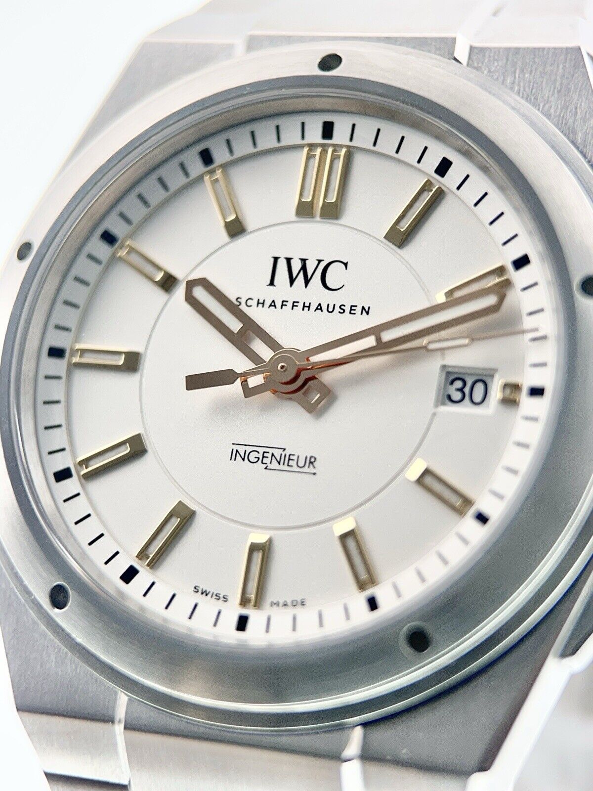 IWC Ingenieur Stainless Steel Silver Color Dial 40mm Automatic Men’s IW323906