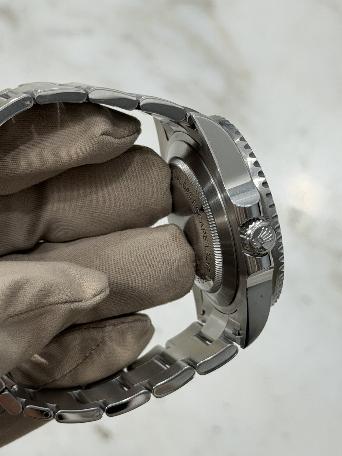 2017 Rolex Sea Dweller Red Letter Steel Black Dial 43mm Men’s Watch 126600