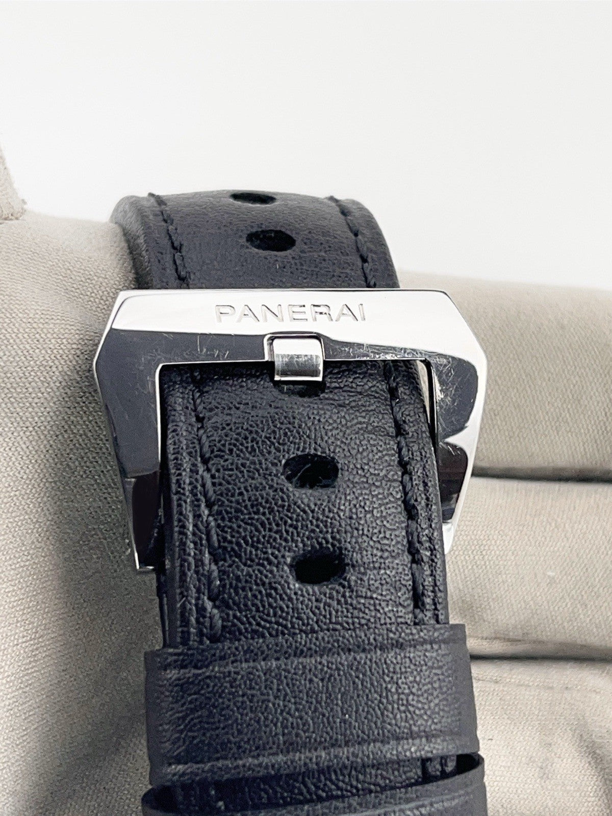 Panerai Luminor Stainless Steel PAM00561